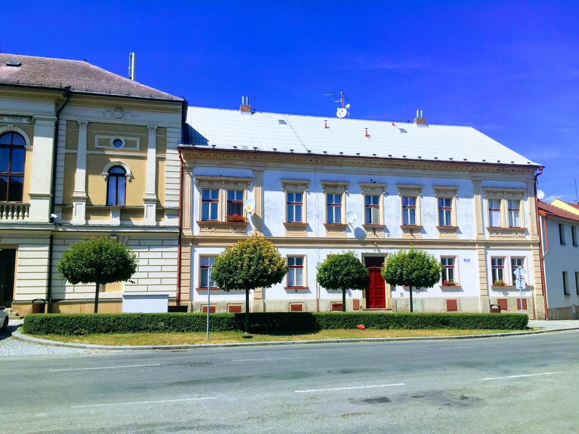 Apartman Na Namesti Lägenhet Opočno Exteriör bild