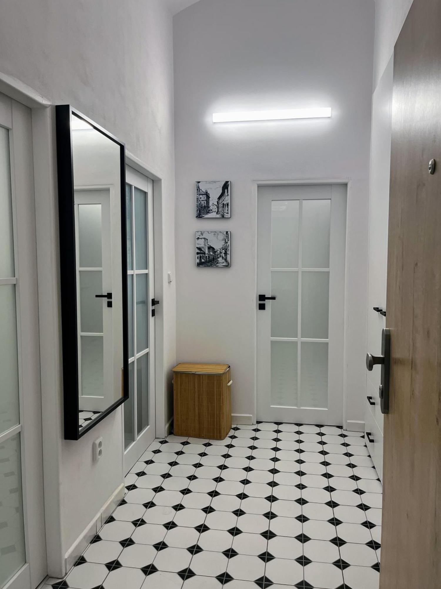 Apartman Na Namesti Lägenhet Opočno Exteriör bild
